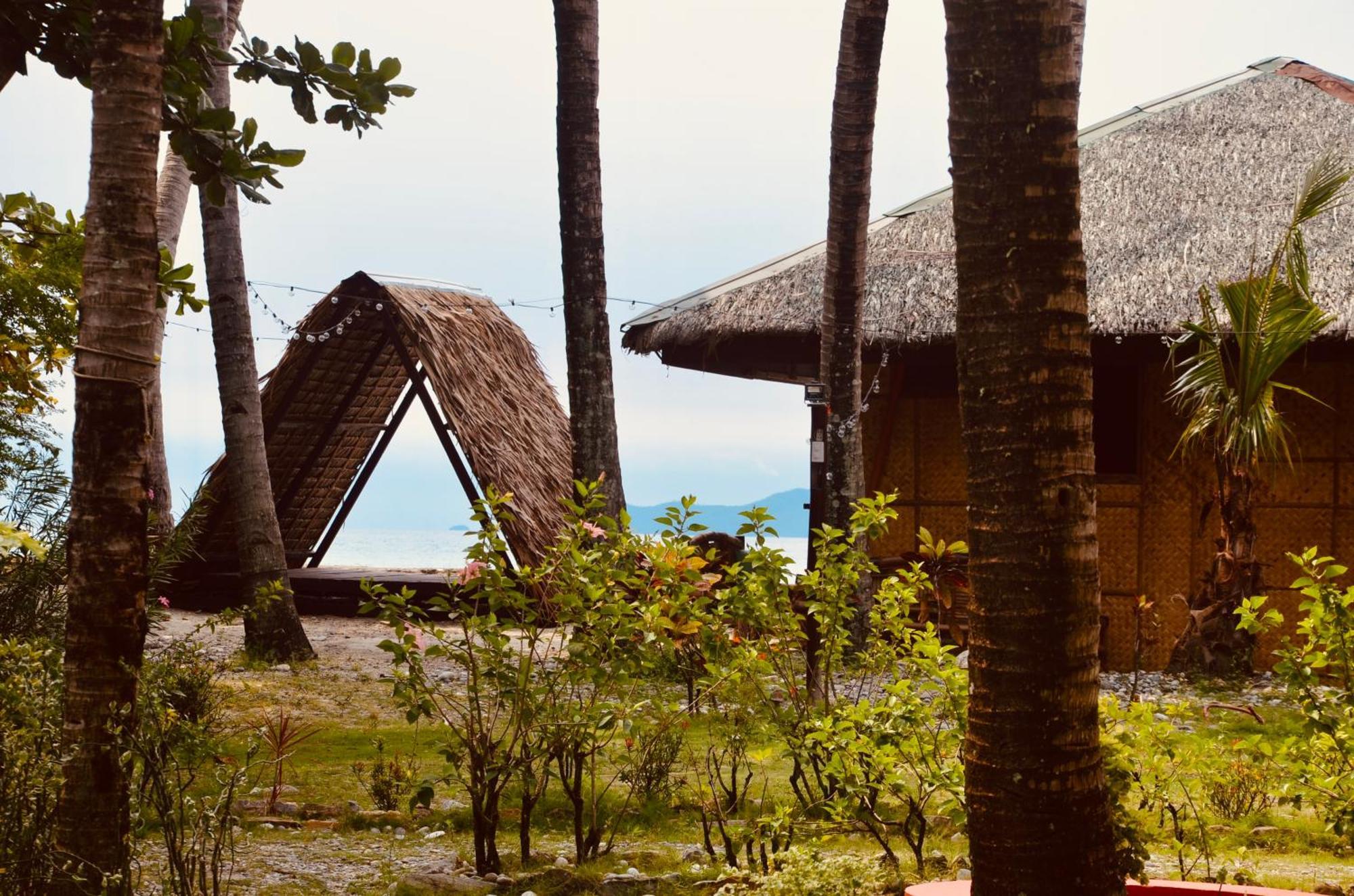 Amami Beach Resort Puerto Galera Luaran gambar